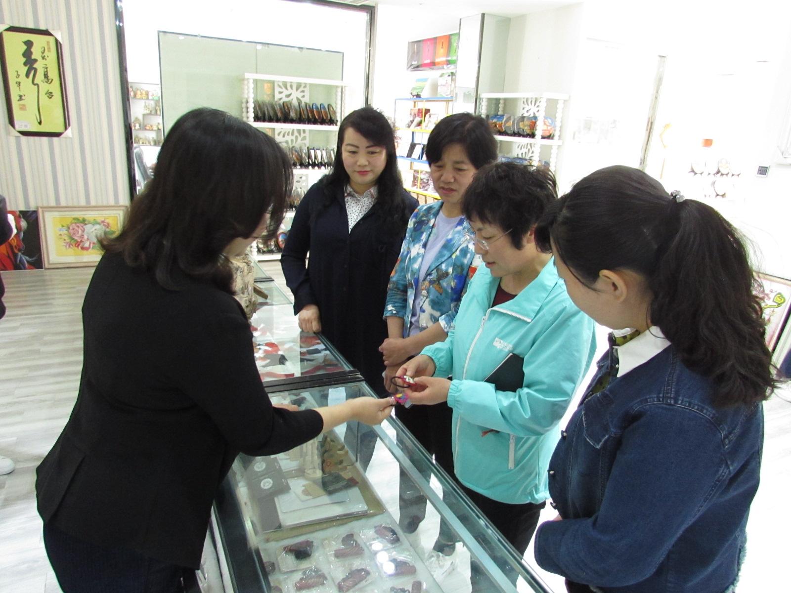 1558434105384015.jpg 1558434105384015.jpg