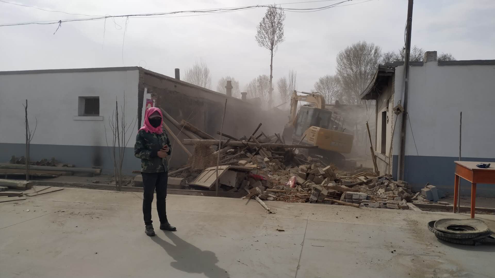 1587111768818283.jpg 1587111768818283.jpg