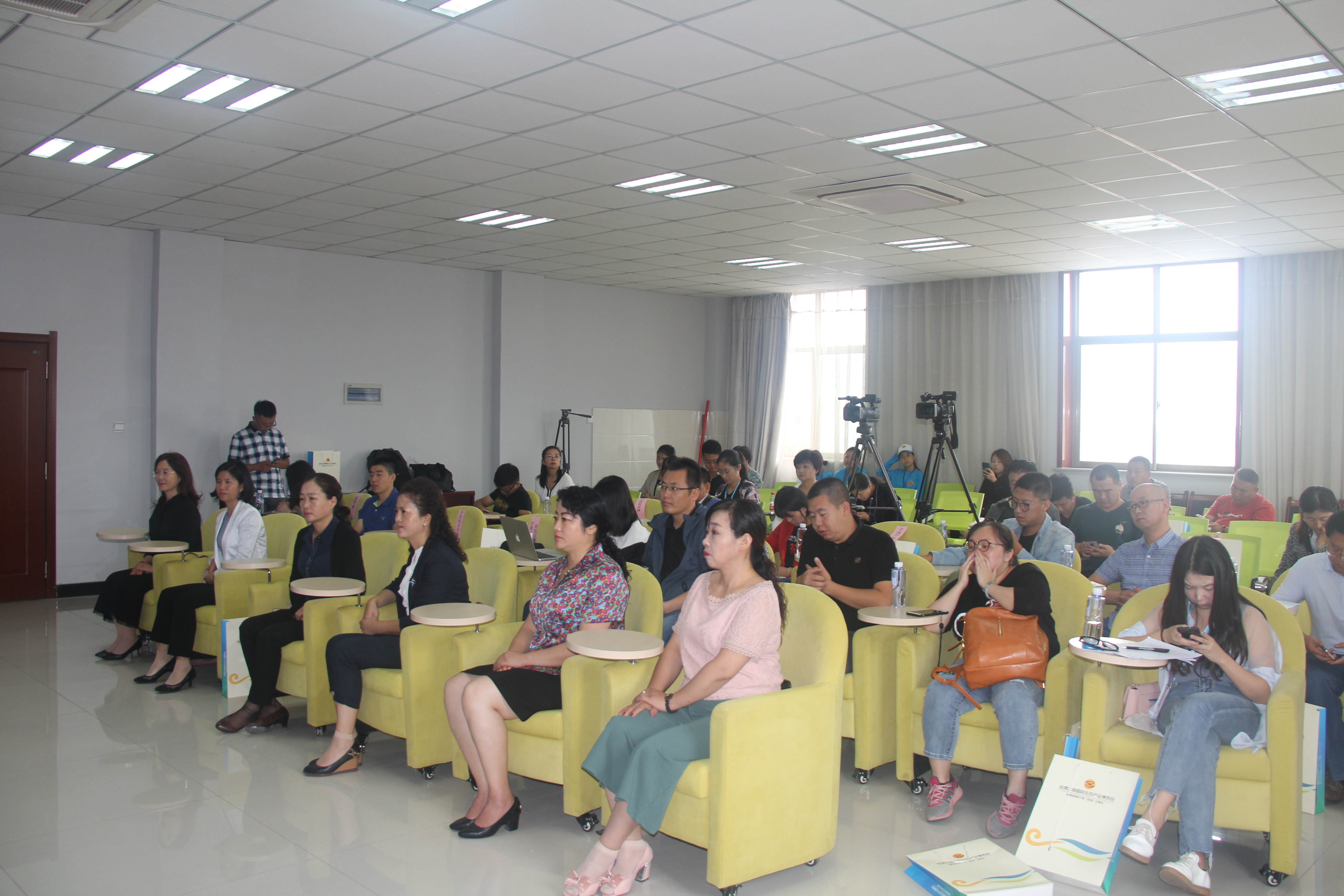 IMG_1906.JPG IMG_1906.JPG