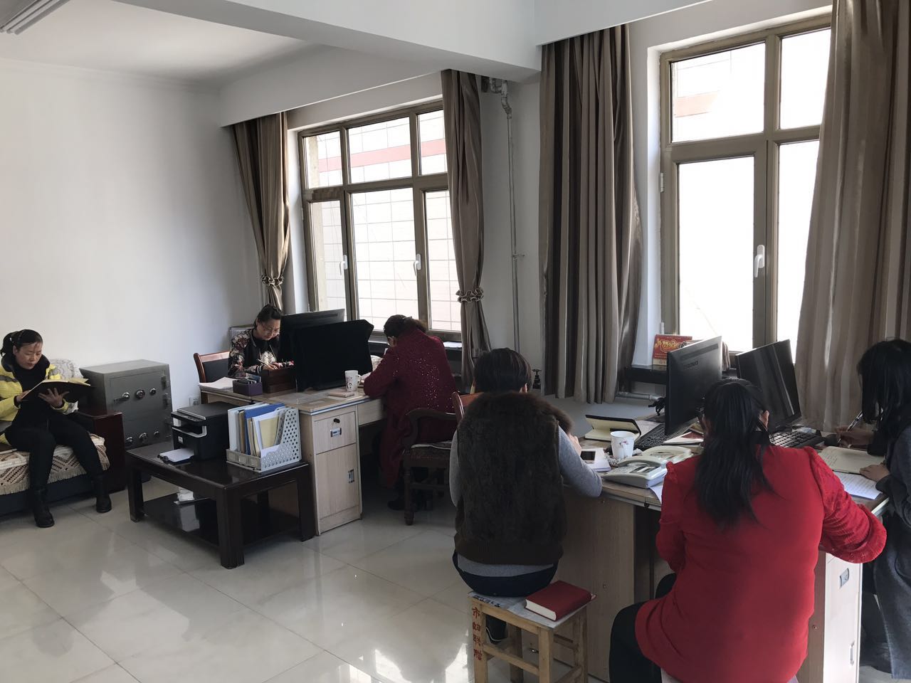 3-24两会照片.jpg