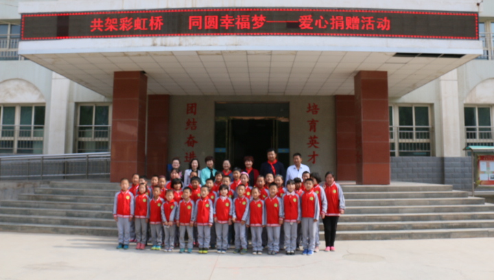 银滩路小学3.JPG